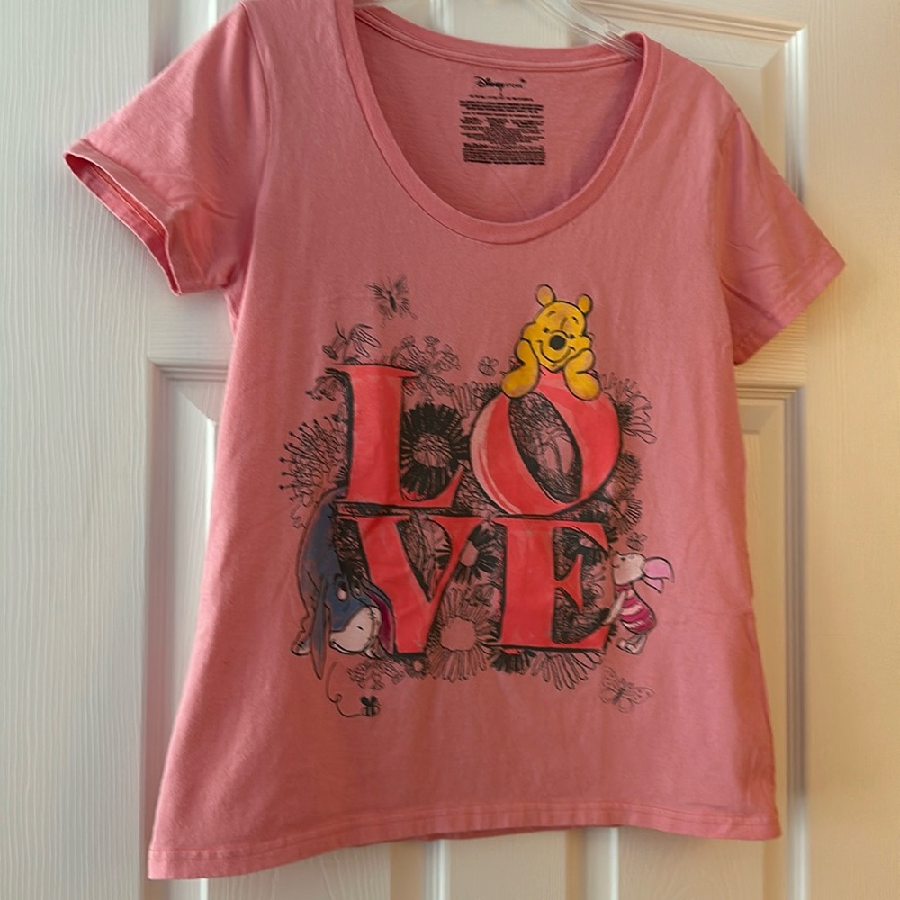 Winnie the Pooh - Disney Store - great condition.  Large